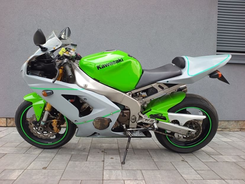 Kawasaki zx6r 636 ,2003