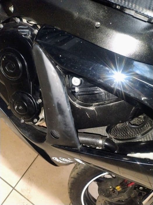 Owiewki plastiki Suzuki GSX-R 600 750 k8 k9 L0