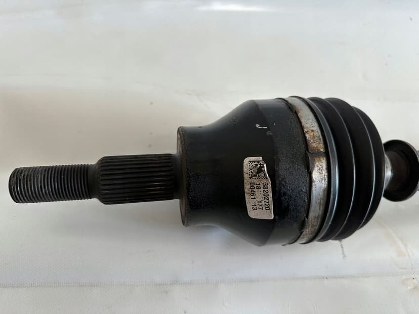 półoś prawa jeep wrangler p10027246