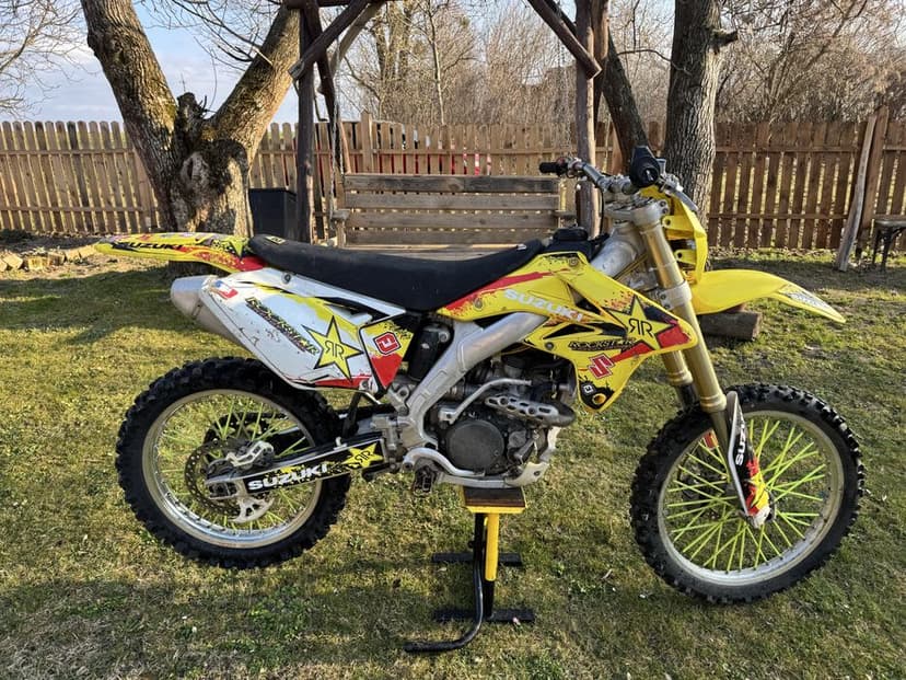 Suzuki rmz 250 (cross,enduro)