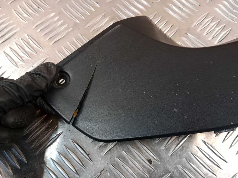 Kawasaki ZX14R Wypełnienie Prawe Czaszy Boku Bok Prawy Boczek  16-20