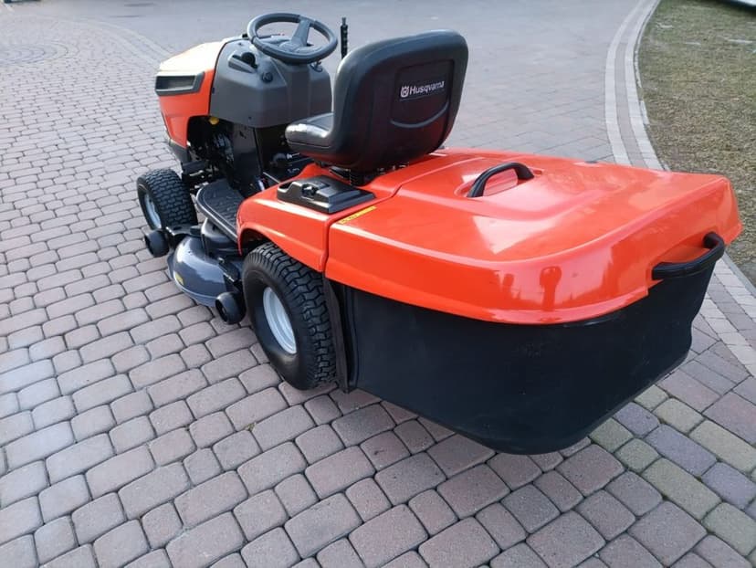 Traktorek kosiarka Husqvarna 22KM Kawasaki z Niemiec. Piękna kosz elektryczny, mulczer, 4x noże!!!