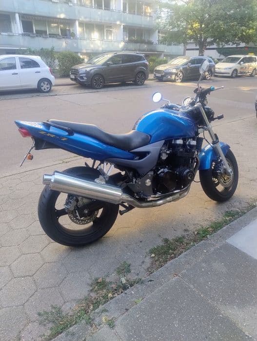 Kawasaki ZR 7 w bardzo dobrym stanie
