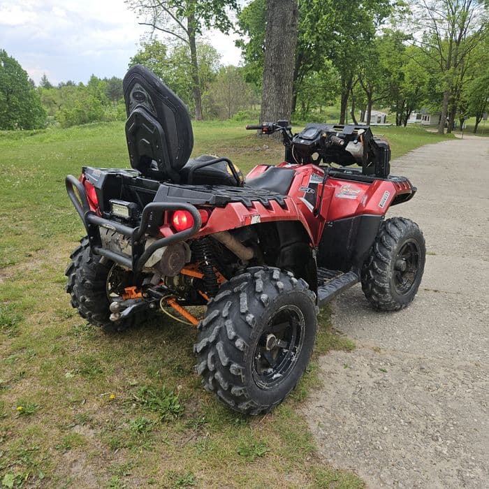 Polaris sportsman 850 touring quad