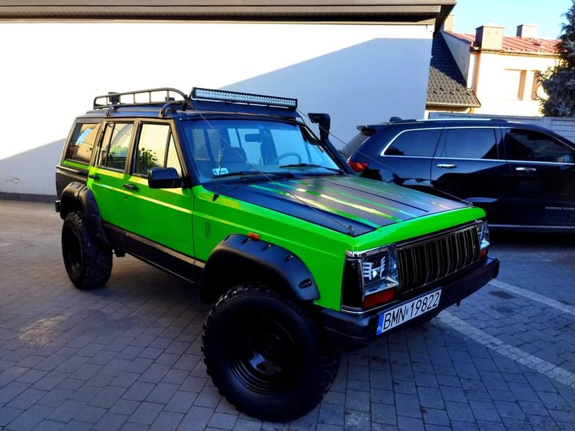 ## Jeep Cherokee XJ ## Off Road ## Zdrowy ## Wasabi Green Gloss ## Led