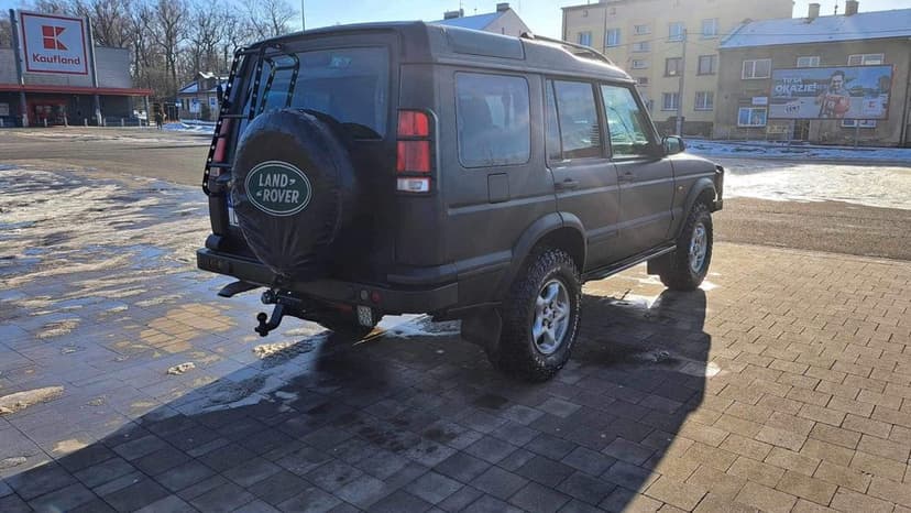 Land Rover Discovery v8