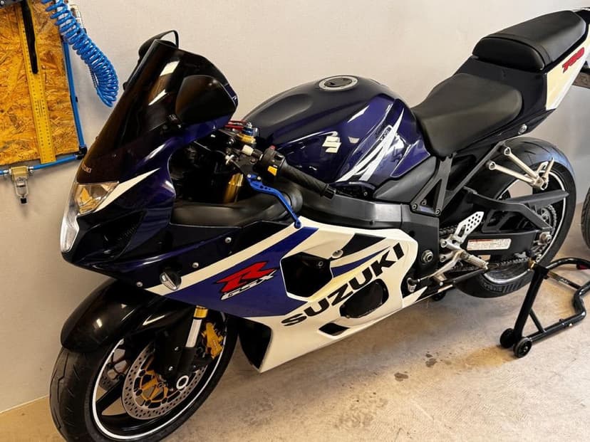 Suzuki GSXR 750 k4 Rezerwacja