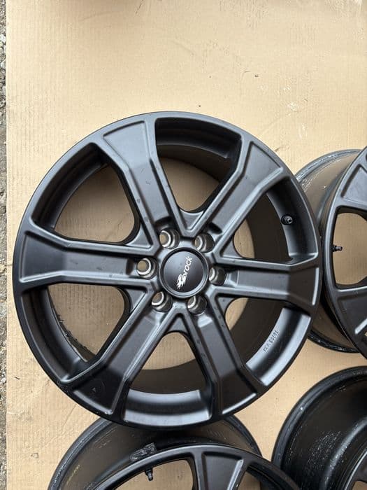 6x114,3 NISSAN NAVARA 8Jx18 ET45 66,1 felgi aluminiowe Pathfinder czujniki TPMS