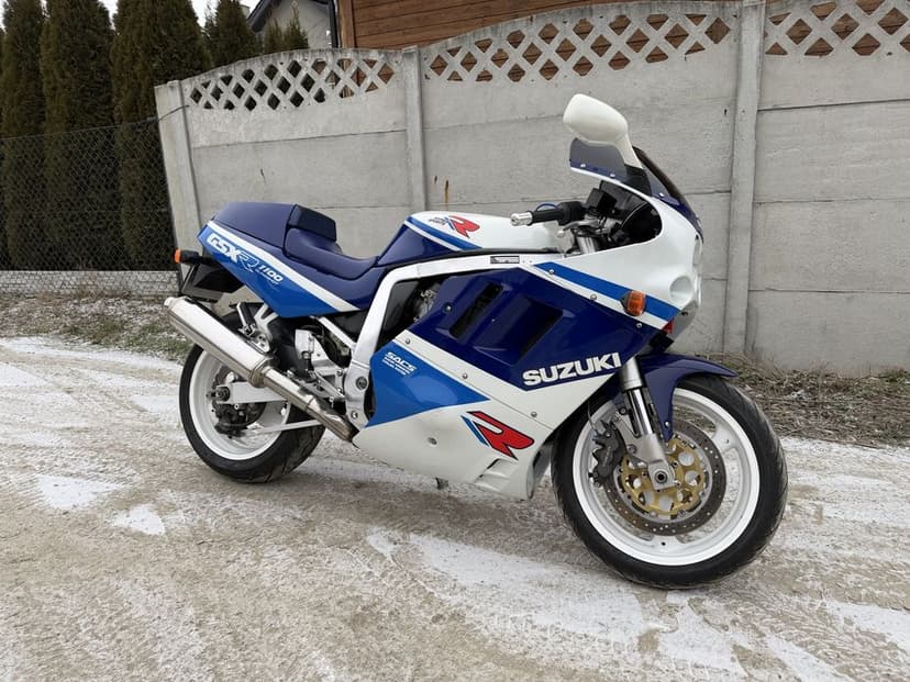 Suzuki GSX-R 1100 Slingshot 1989r moc 143 KM Gotowy do jazdy