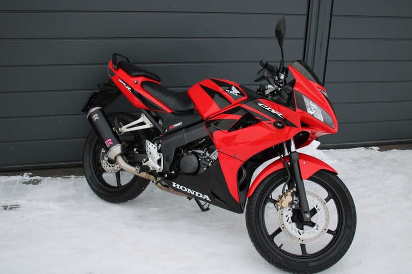 Honda CBR 125 JC39 2007r. * Z Niemiec * 28.000km * A1 / B * RATY *