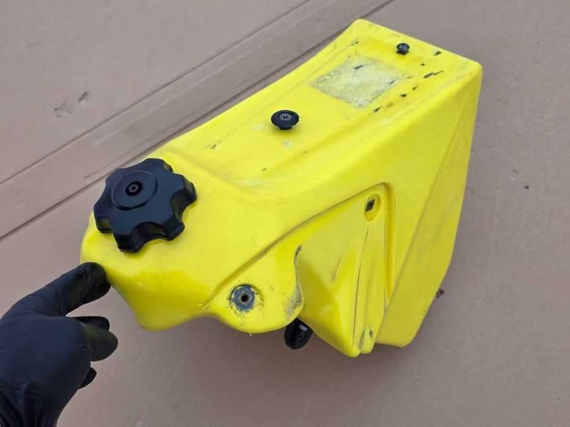 Zbiornik paliwa bak Suzuki RM 125 r. 01-08