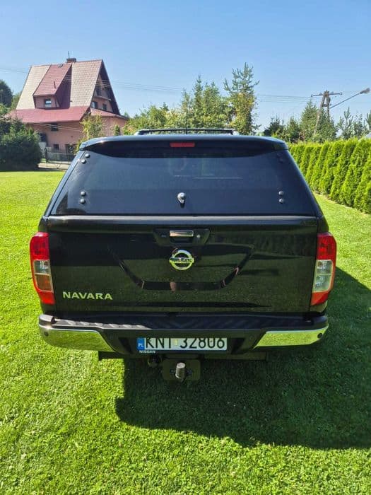 NISSAN Navara 2017 manual, 4x4, diesel, czarny metalik.