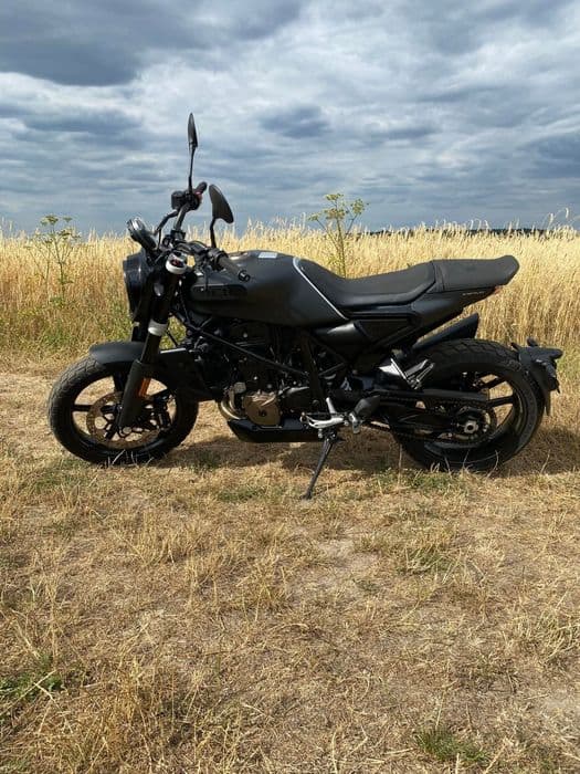 Husqvarna SVARTPILEN 701 # KTM  # stan bdb # 5800km # naked  # 2020