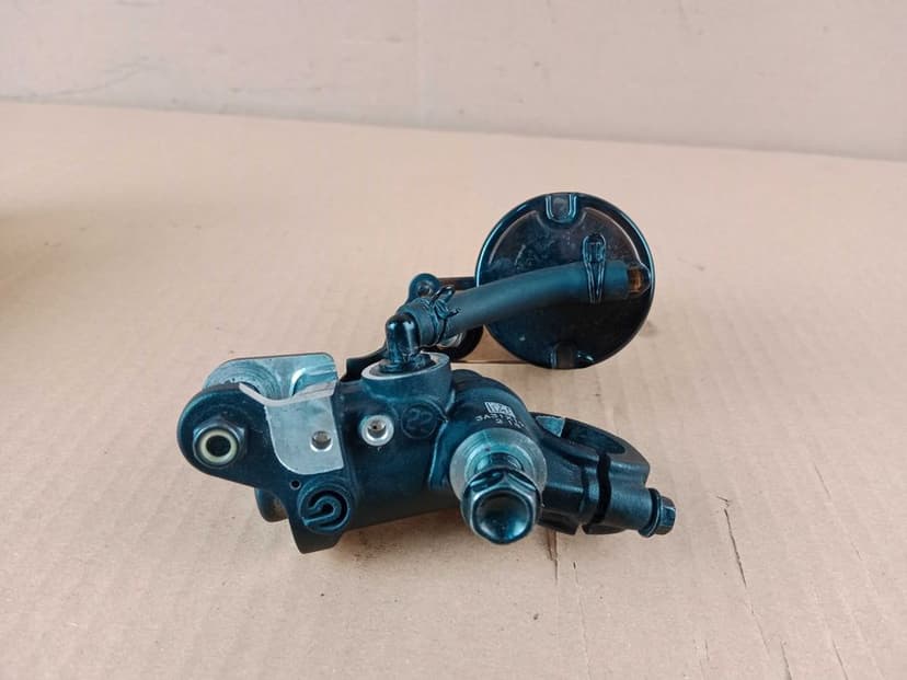 Aprilia RS 660 Pompa Hamulca Przedniego Brembo + Zbiorniczek  20-25