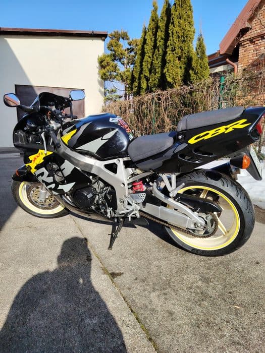 Honda CBR 900 rr Fire blade  stan Kolekcjonerski przebieg 37tys.