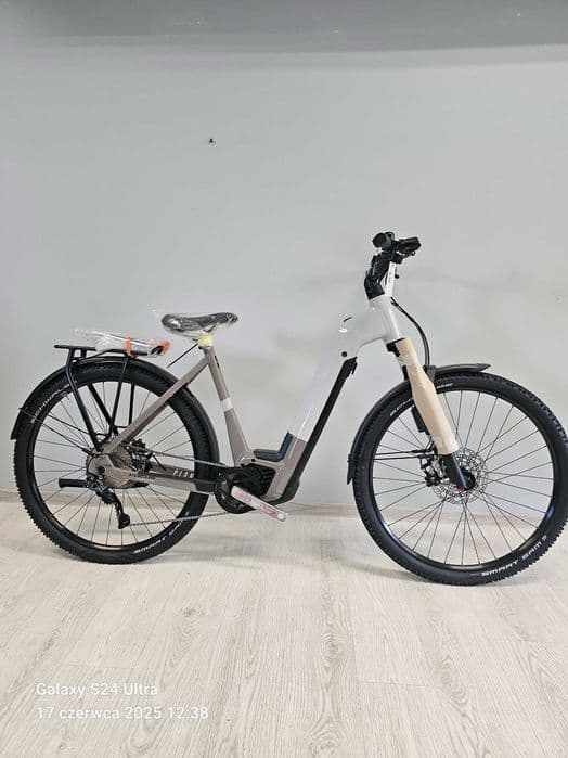 Focus Planet² 6,8SHIMANO DEORE,Bosch Per.Line CX,Bateria 750