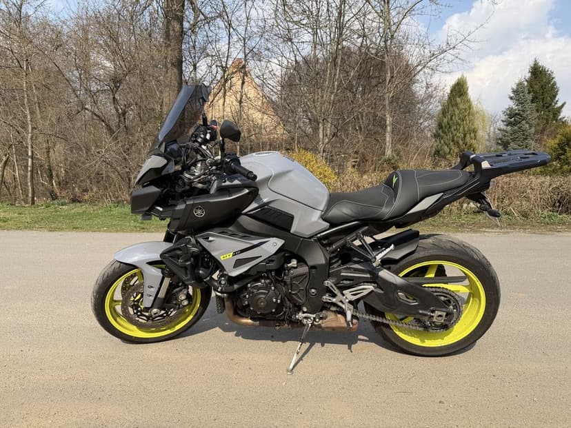 Yamaha MT-10 Night Fluo 2017r.