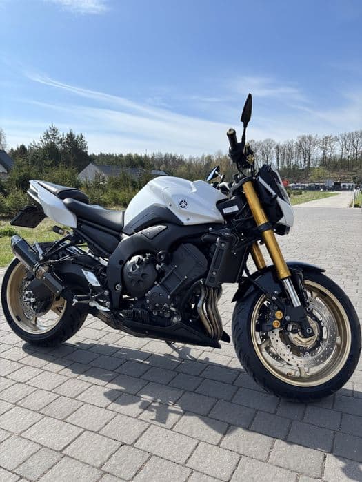 Yamaha FZ8  ABS, ÖHLINS  zawieszenie ,YOSHIMURA CARBON