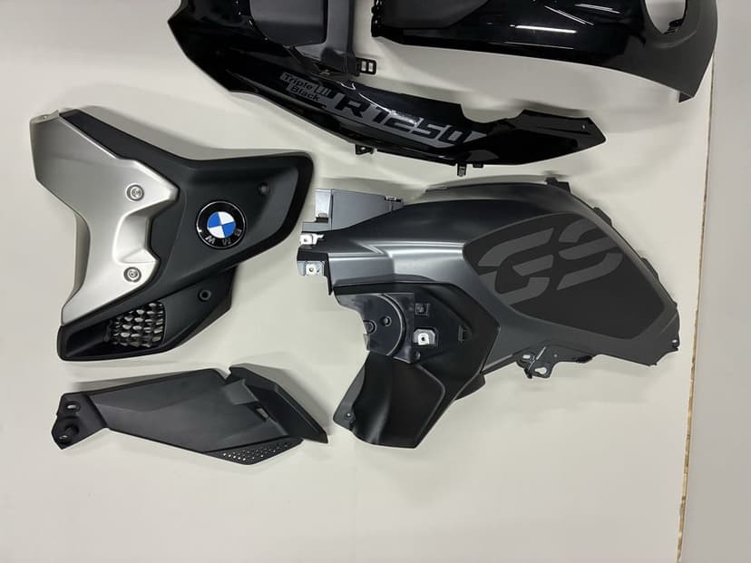 Owiewki Triple Black BMW R1250 GS komplet