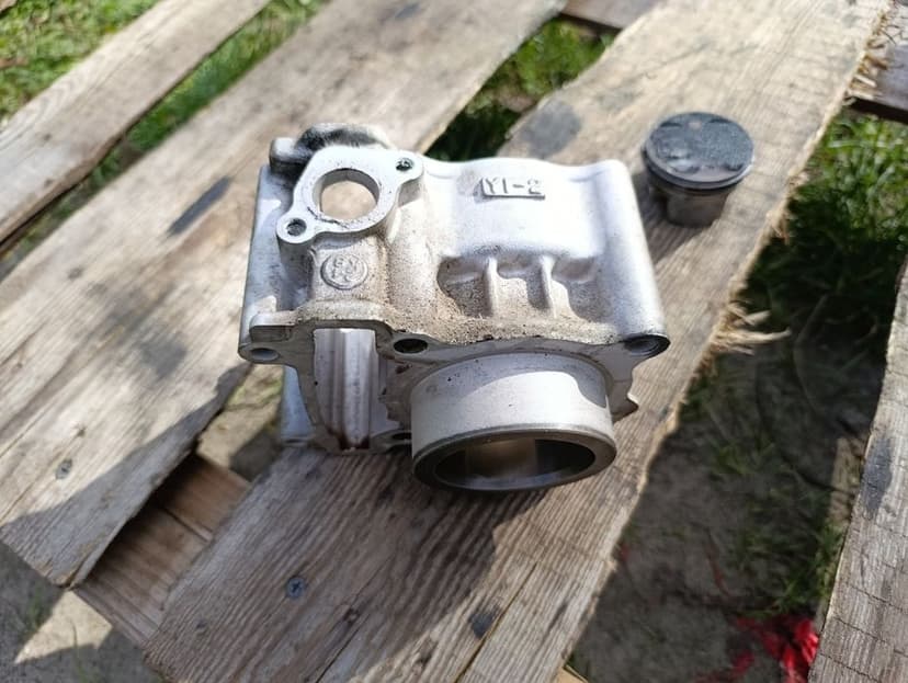 Cylinder Yamaha YZF 125 R WR MT 08 - 14 silnika tłok tuleja części B5