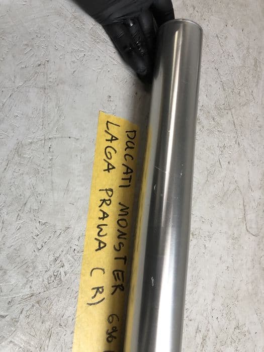 Ducati Monster v2 696 Laga Prawa