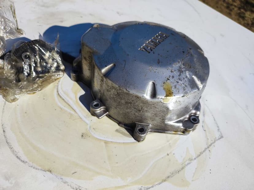 Yamaha FZ6 2004–2009 dekiel statora + stator pokrywa iskrownik zapłon