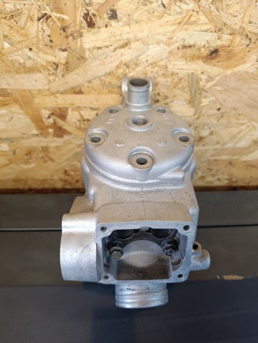Cylinder głowica  Kawasaki kx 125 04 rok