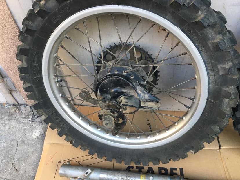 Honda XR200R 1983 rok XR200 - części