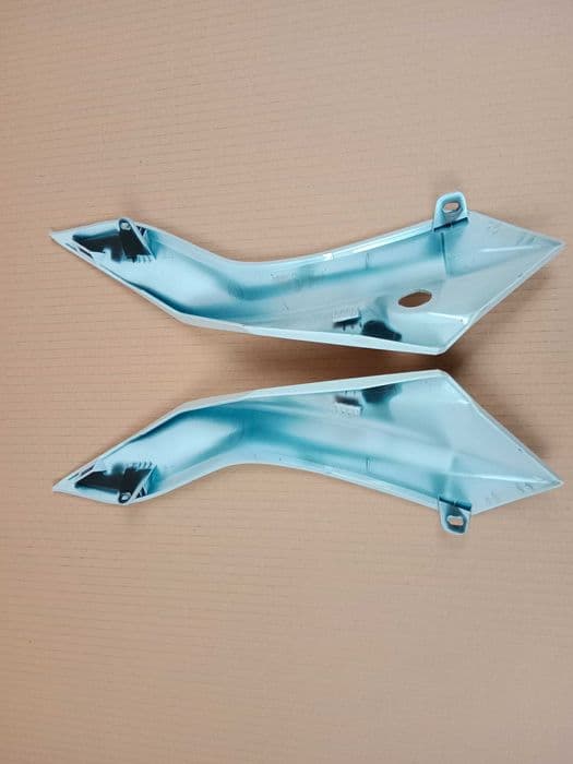 BMW F900R K83 Owiewki Owiewka Prawa Lewa Tył Zadupek Ogon Osłona 2023