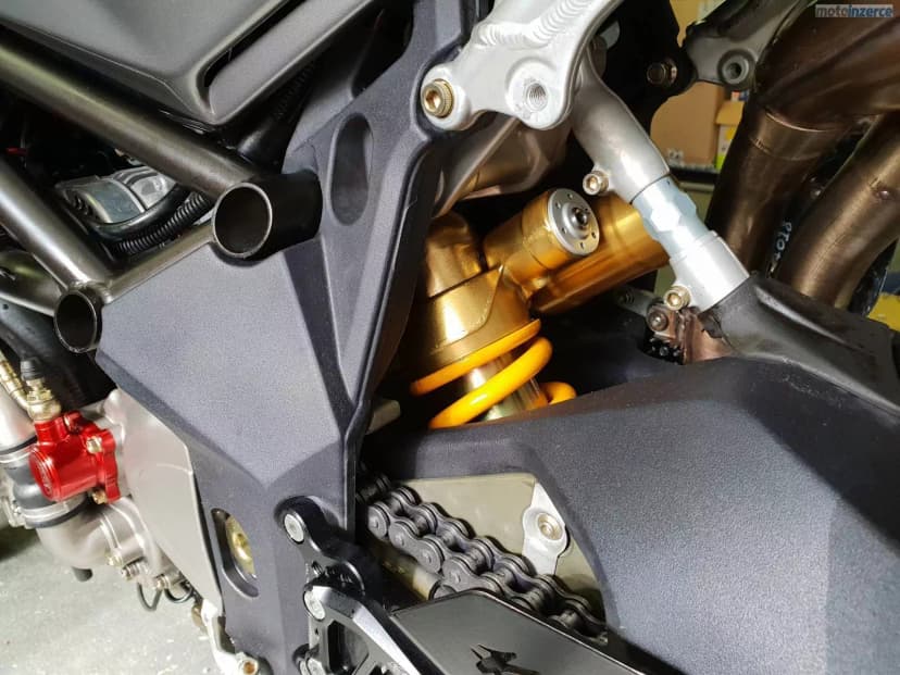 MV Agusta F4 1000 R 1+1