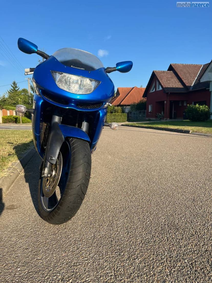 Kawasaki ZX-9R Ninja