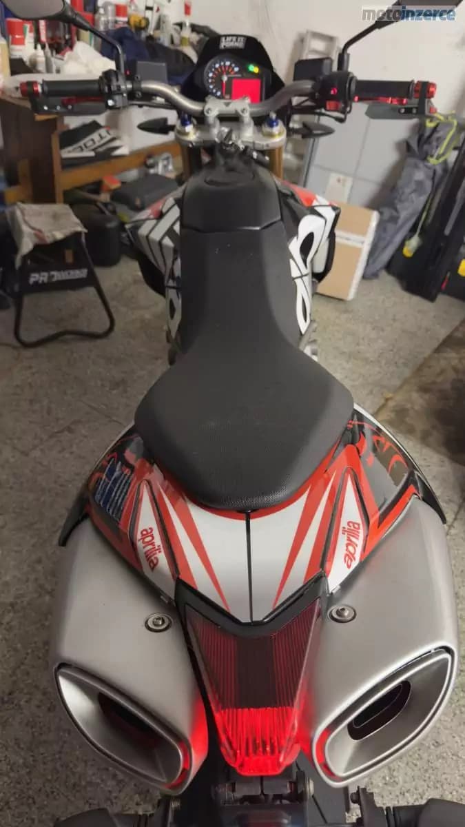 Aprilia Dorsoduro 750