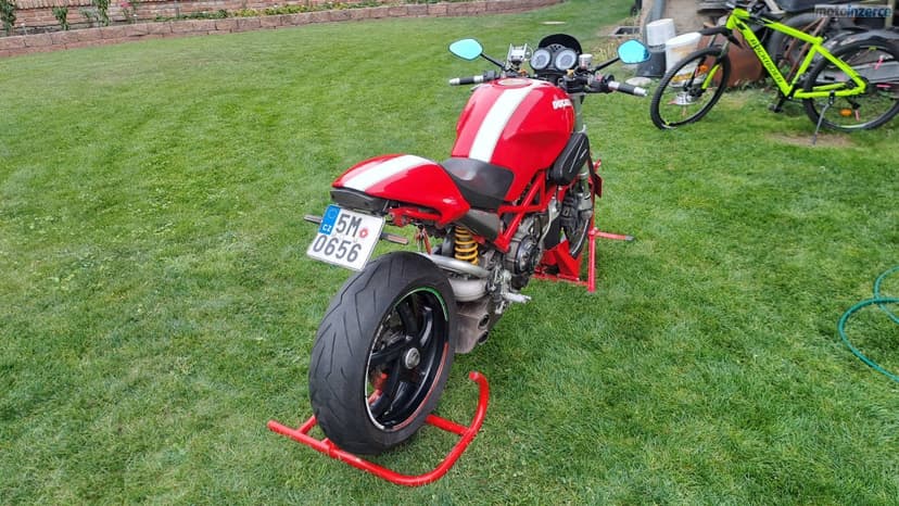 Ducati Monster S2R 1000