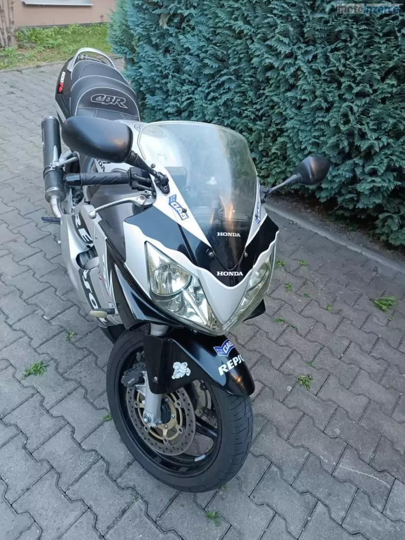 Honda CBR 600 F