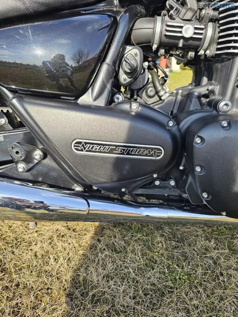 Triumph Thunderbird Storm
