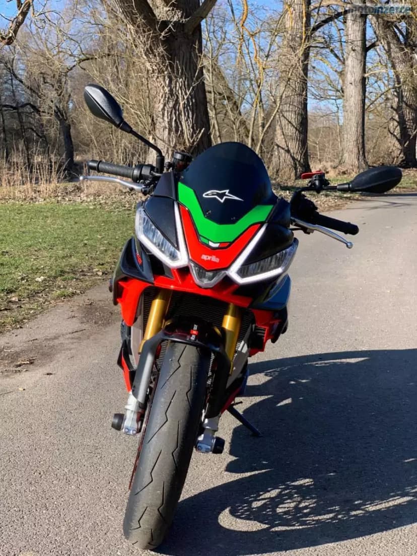Aprilia Tuono V4 1100 Factory