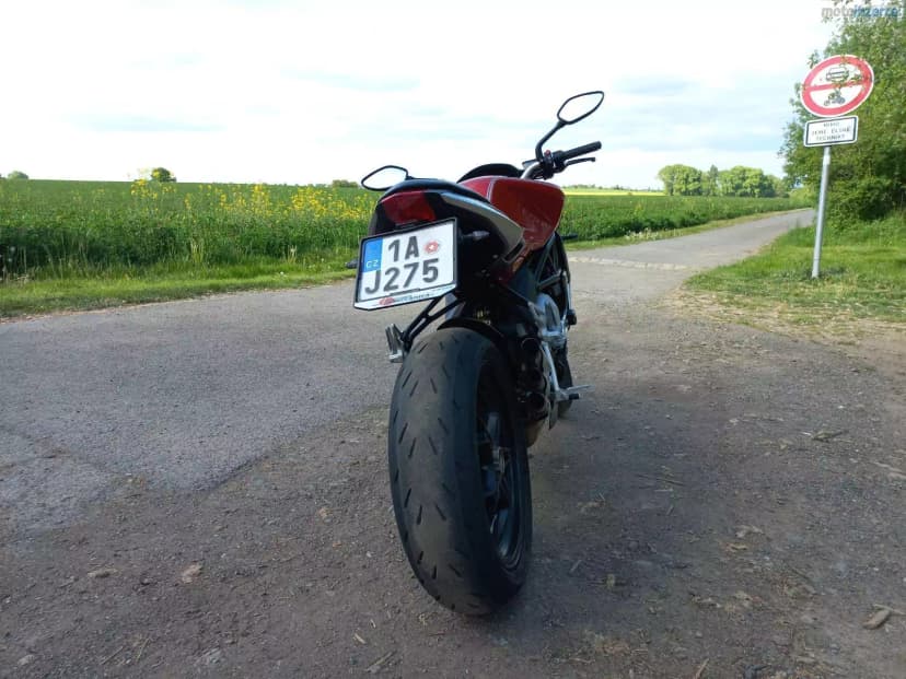 MV Agusta Brutale 800
