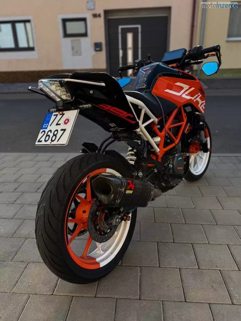 KTM 390 Duke