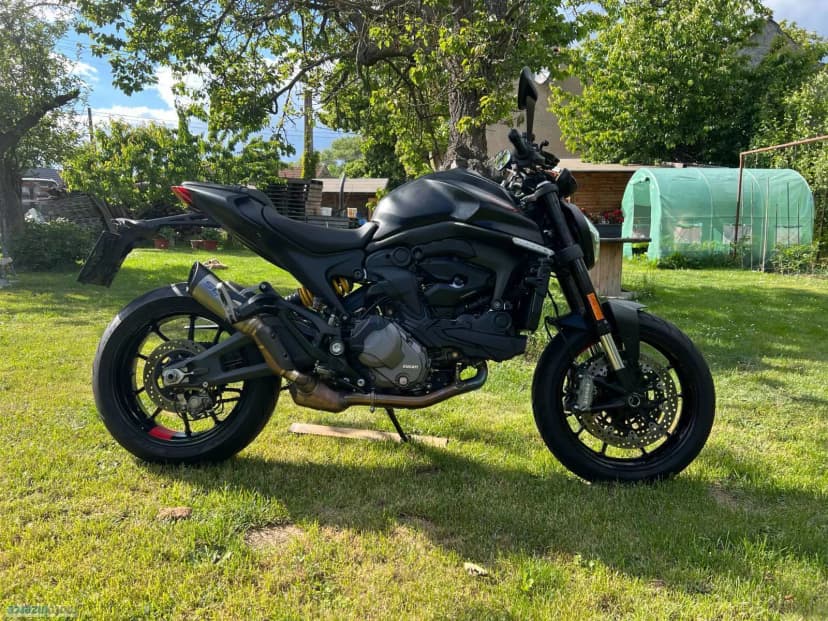 Ducati Monster
