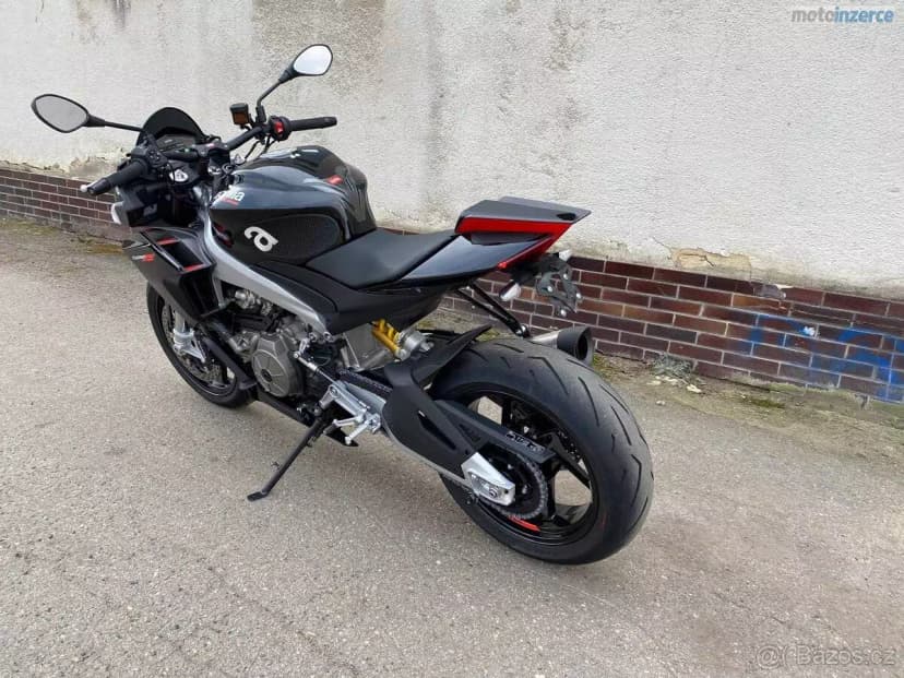 Aprilia Tuono 660