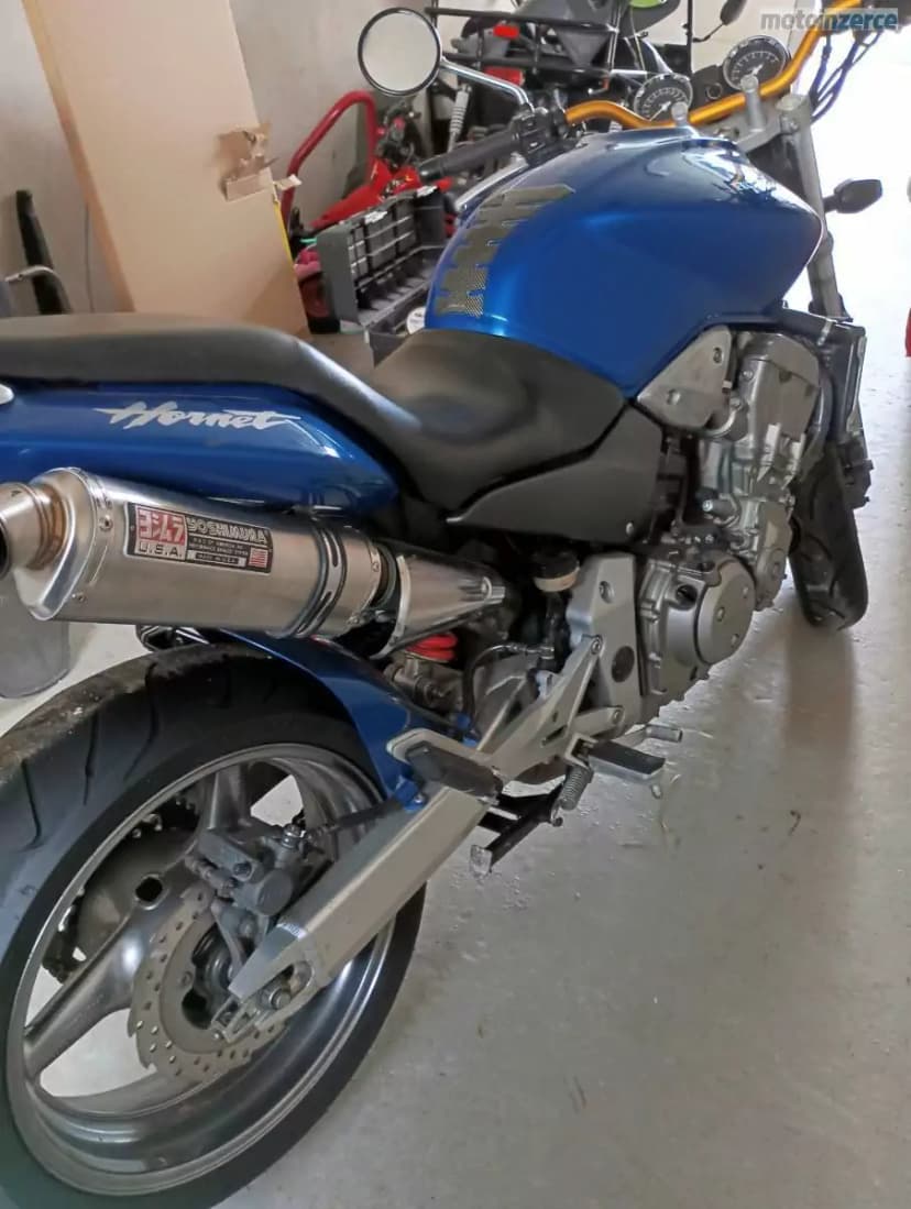 Honda CB 900 F Hornet