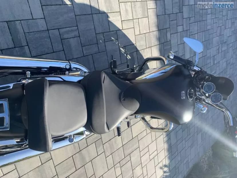 Triumph Rocket III Roadster