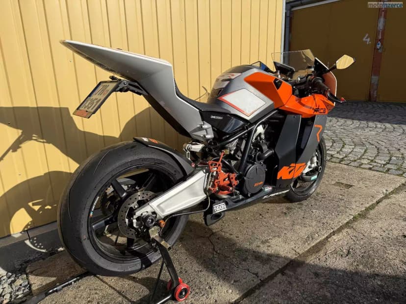 KTM 1190 RC8