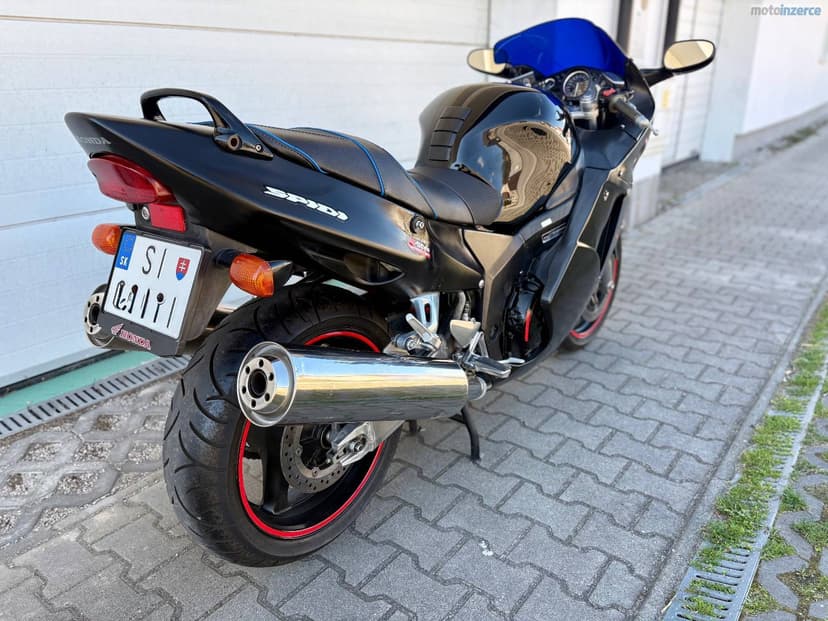 Honda CBR 1100 XX Super Blackbird
