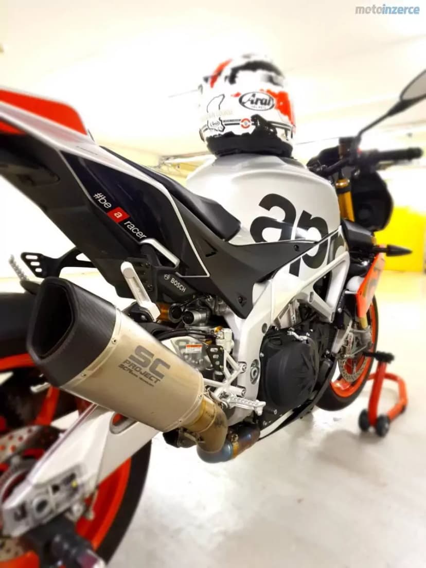 Aprilia Tuono V4 1100 Factory