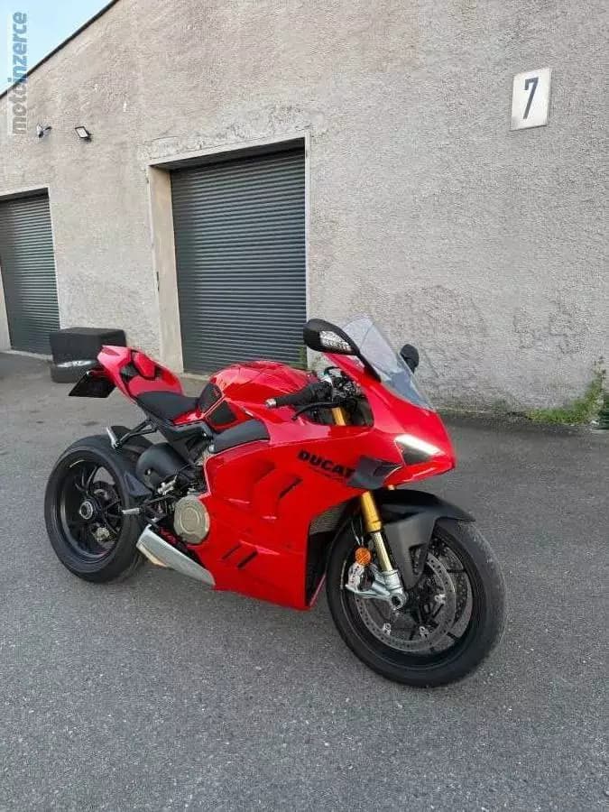 Ducati Panigale V4 S