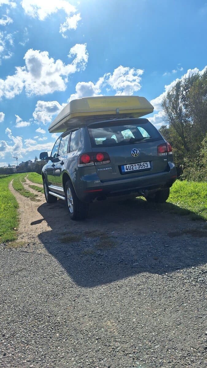 VW Touareg 2.5 TDI R5 – Offroad ready, manuál.