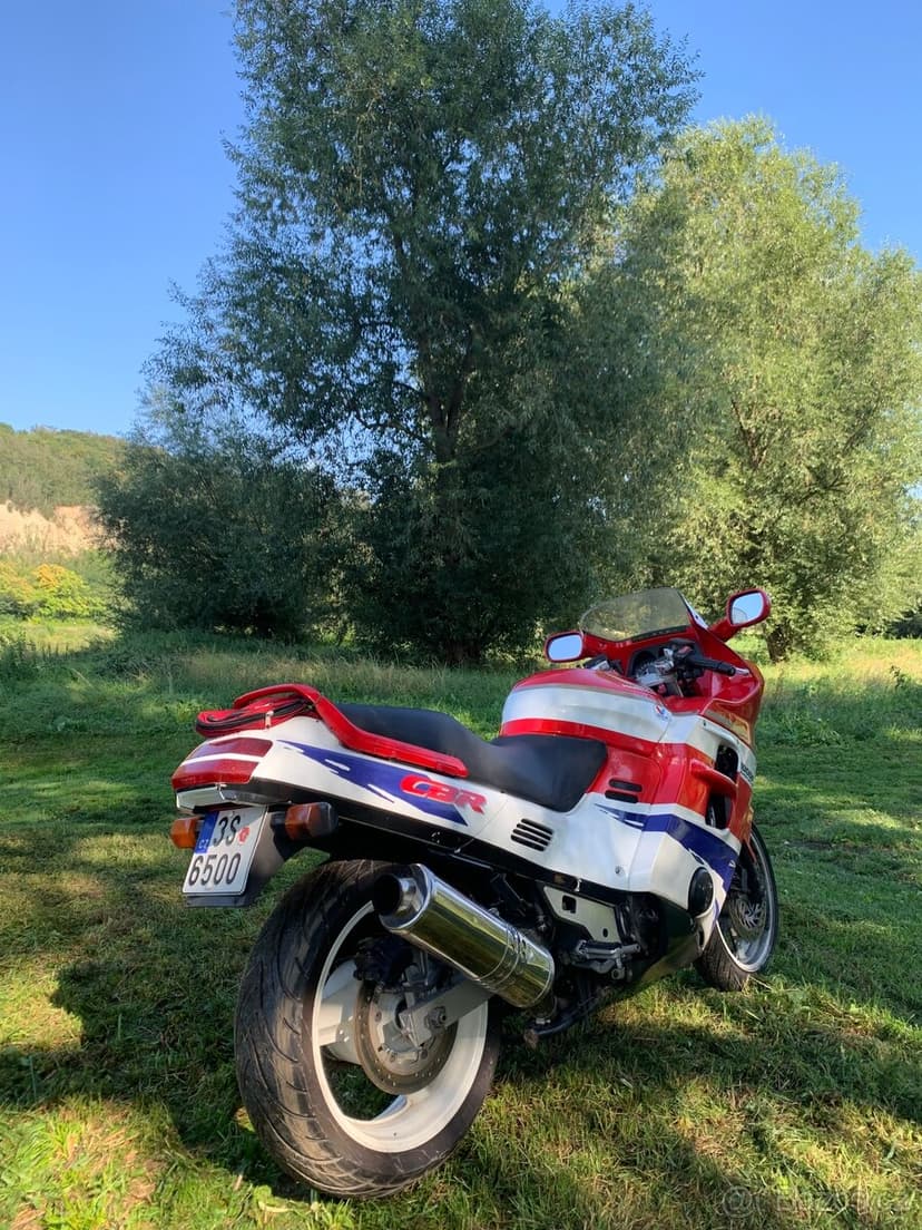 Honda CBR 1000 F originální stav