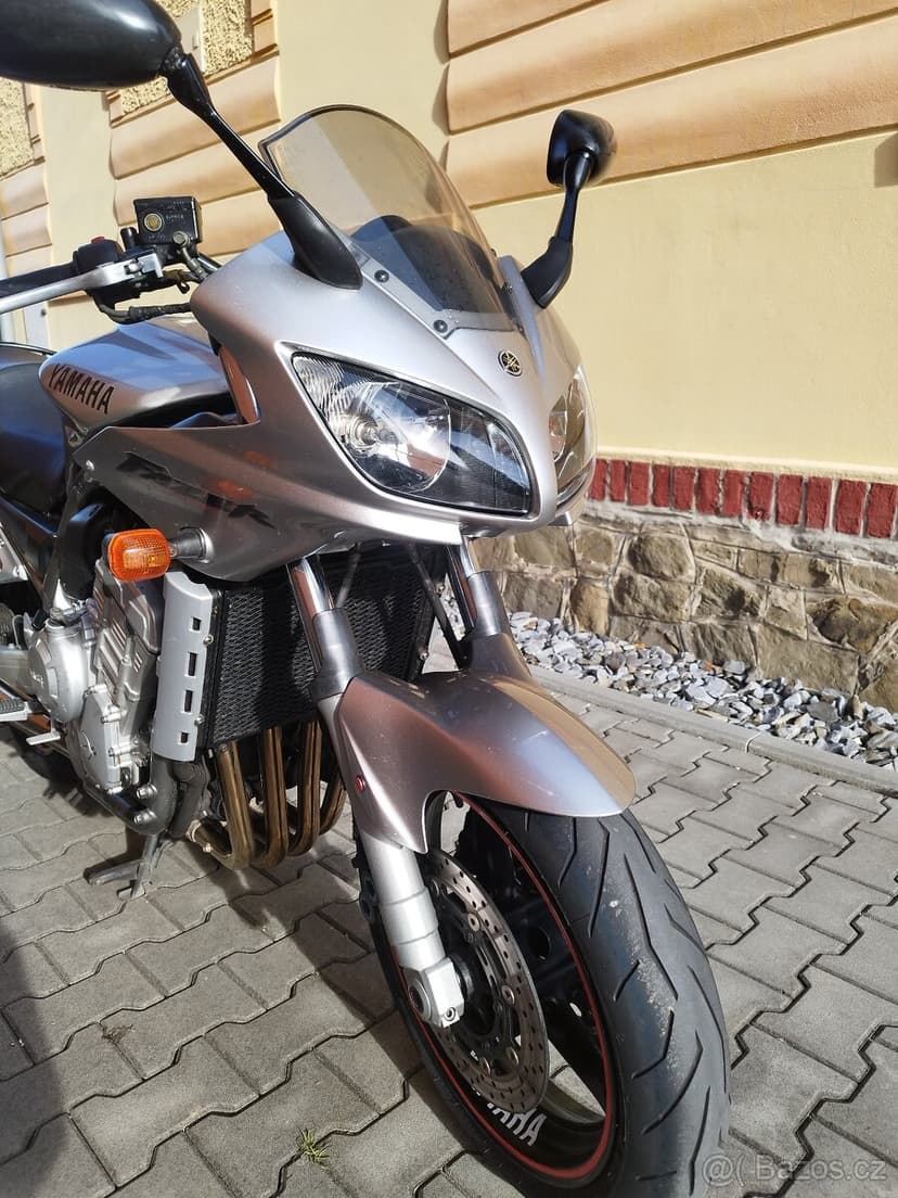 Yamaha FZS1000 Fazer r.v 2002, 105,2 kw
