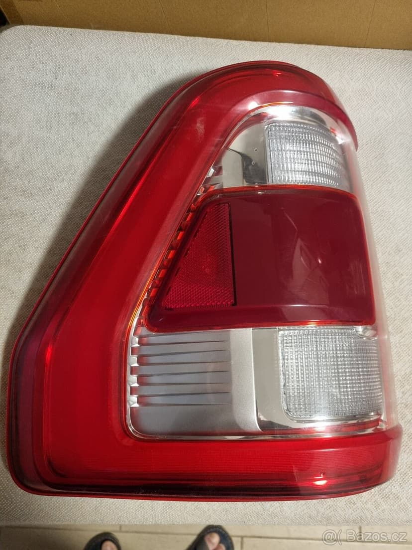 F 150. F150. Lariat. Zadni svetla